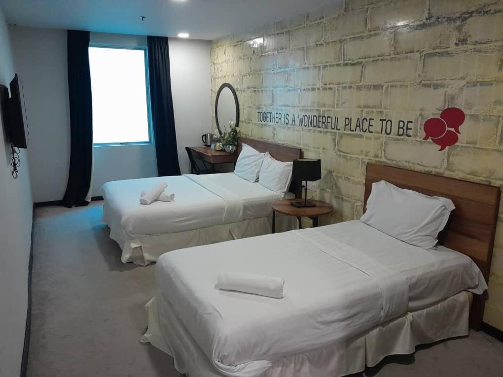 Hotel Regal Vista Ipoh Exterior foto
