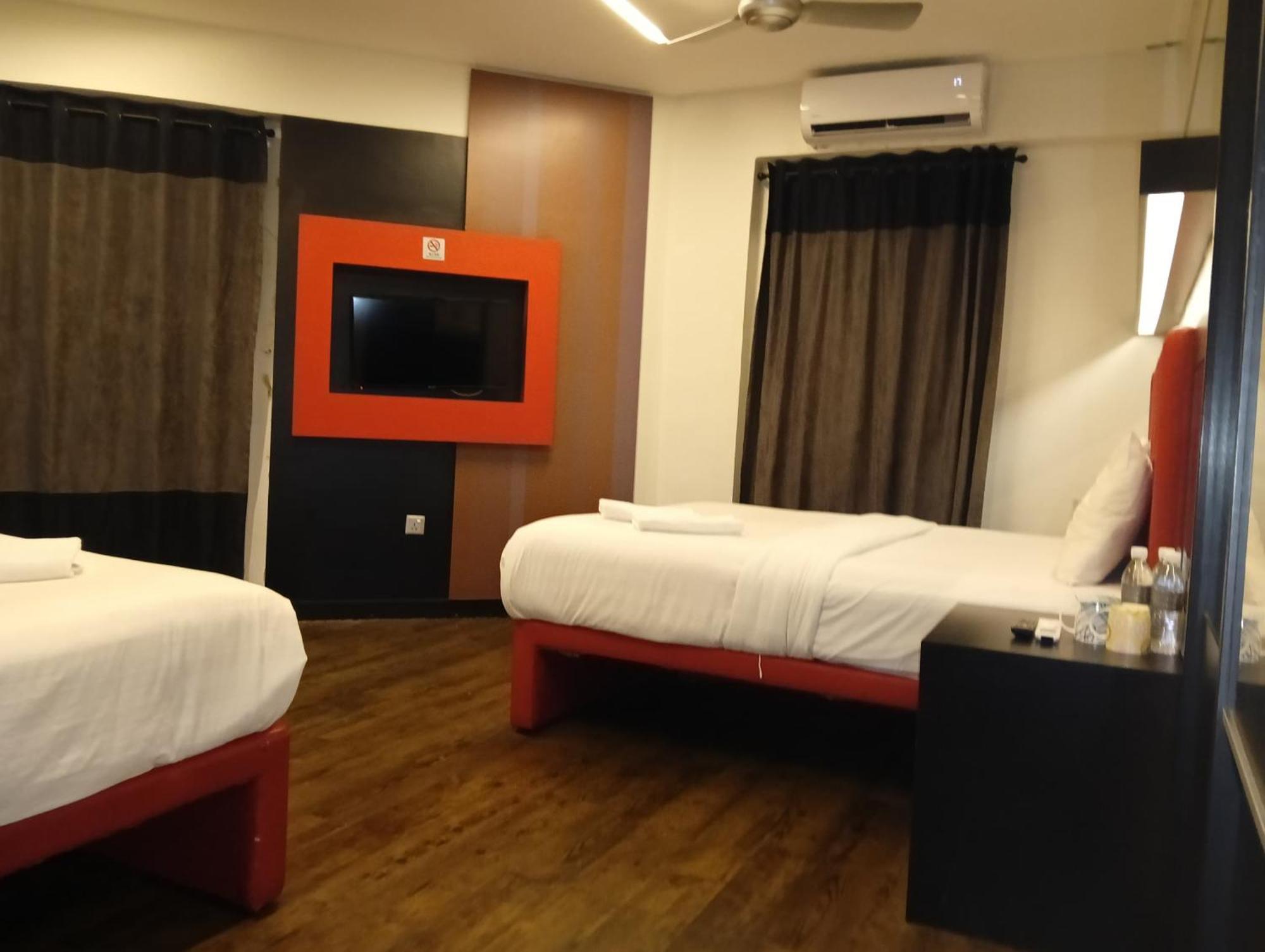Hotel Regal Vista Ipoh Exterior foto